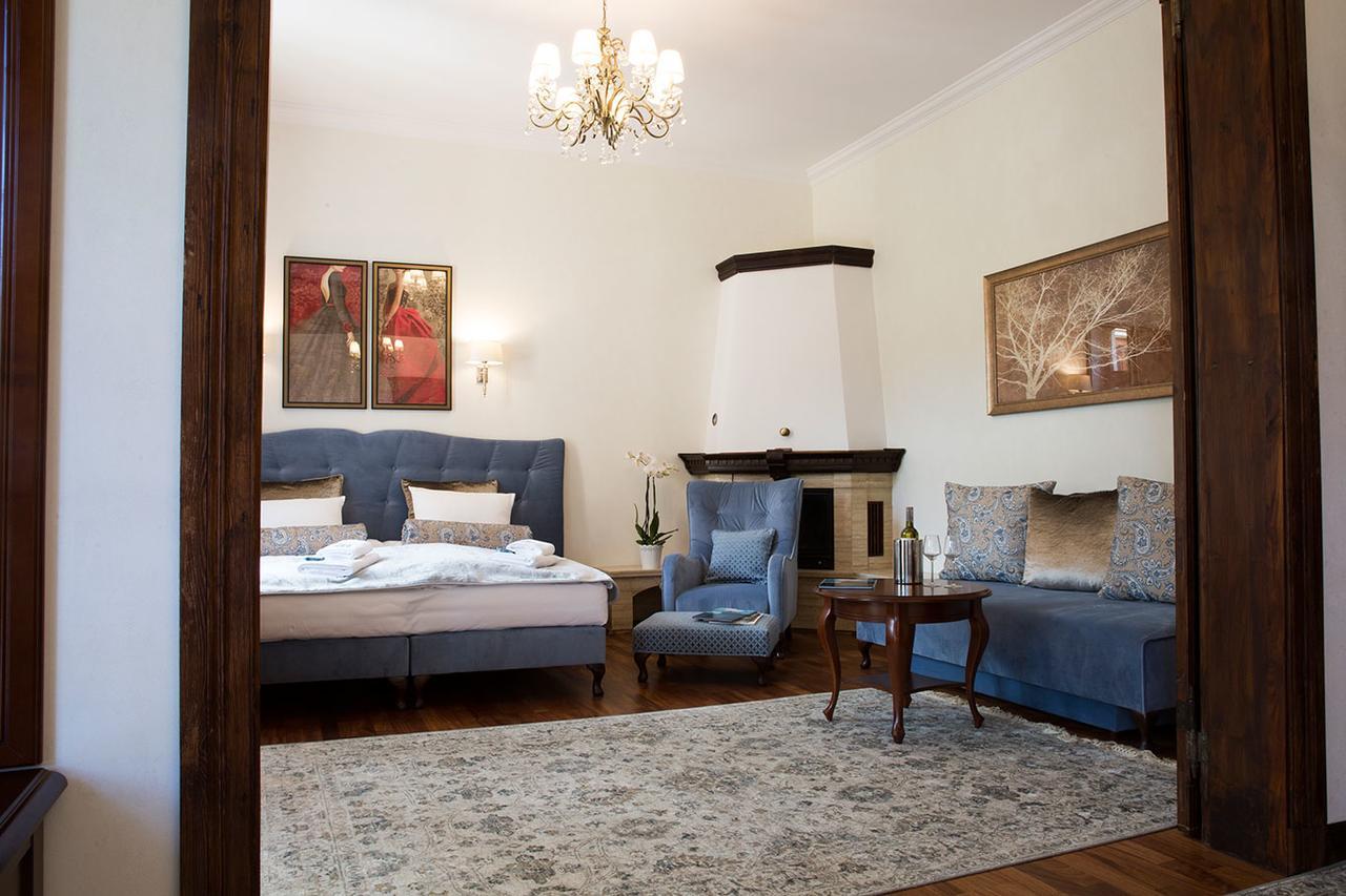 Villa Mistral Ustka Bagian luar foto